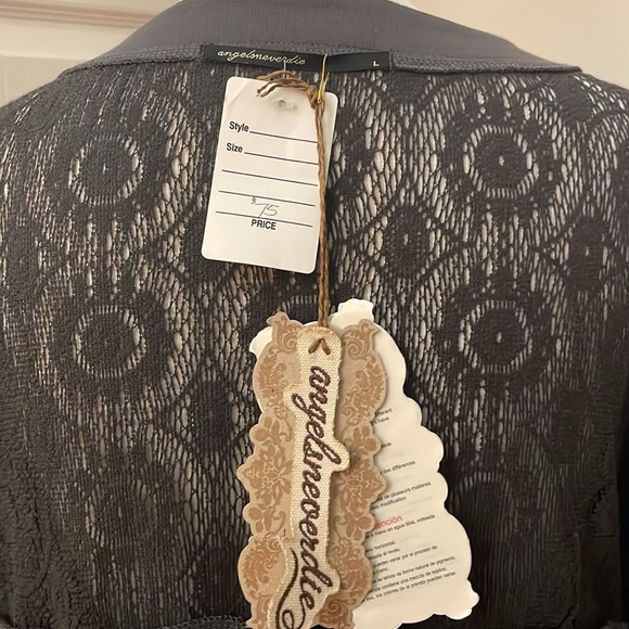 Dress - Picture 6 of 9